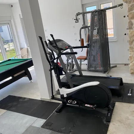 Ivan V Relax Apartman *