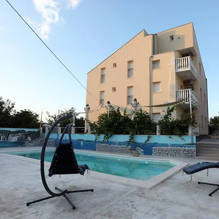 Ivan V Relax * וודיצה